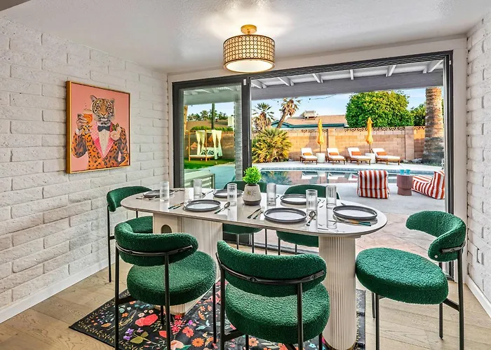 Disco Jungle With Fire Pit+poolside Tv+yard Games Phoenix
